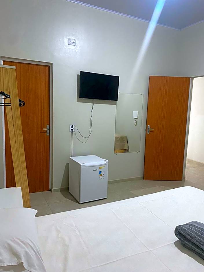 POUSADA E AGENCIA CLEDIO TURISMO