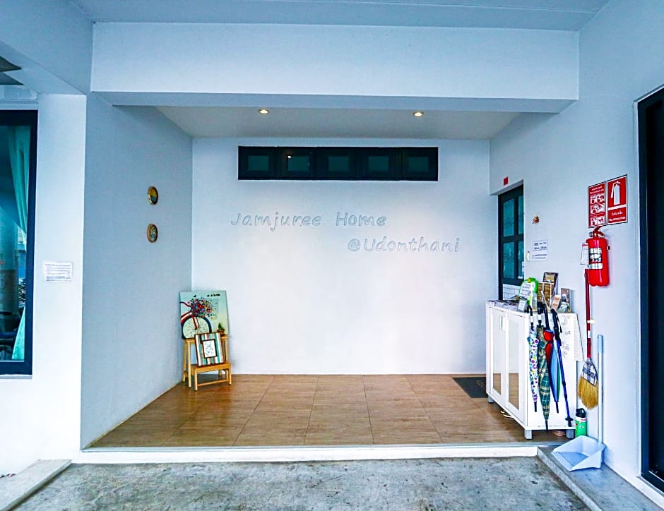 Jamjuree Home
