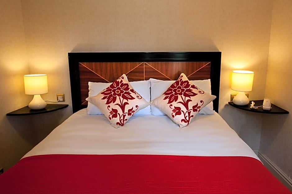 Royal Court Hotel