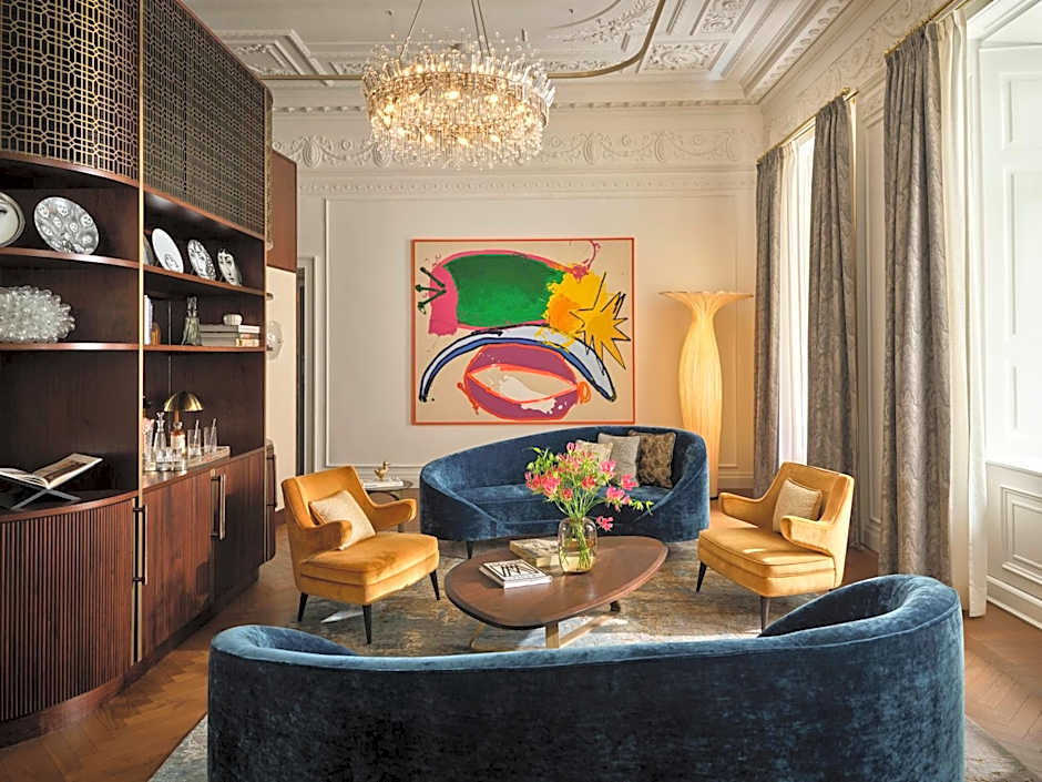 Rosewood Vienna