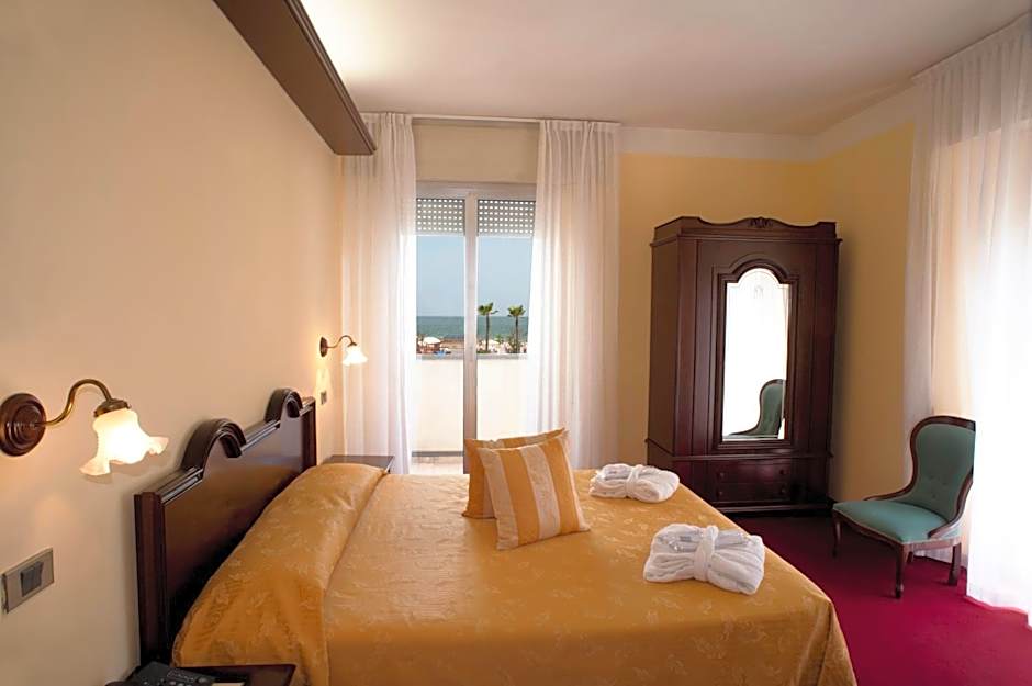 Hotel Milano Helvetia - in centro con piscina