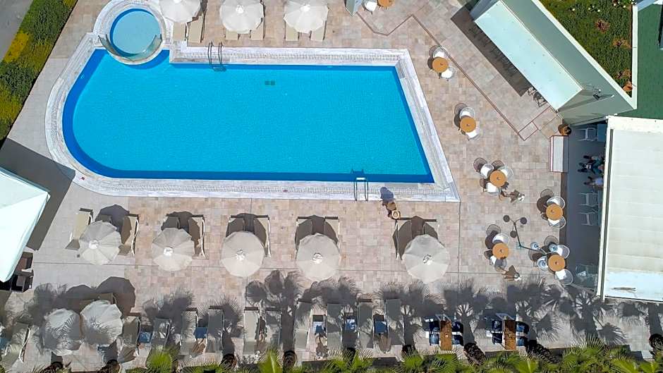 Angela Suites Boutique Hotel