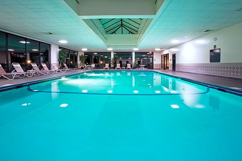 Holiday Inn Express Big Rapids By IHG