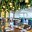 Wellborn Luxury Hotel