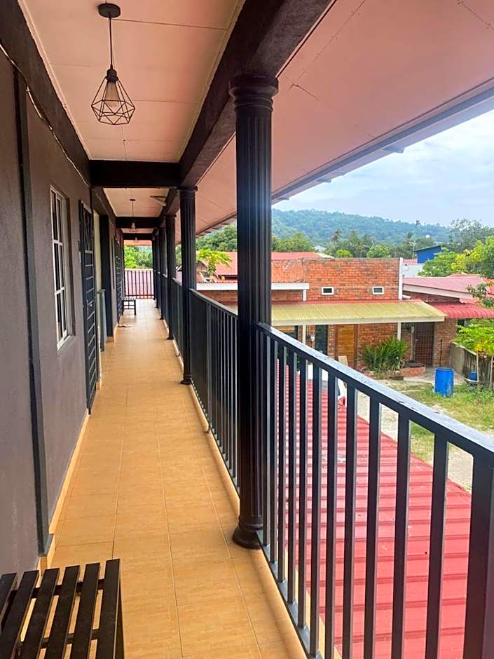 OYO 90910 Homestay D Lalang Inn