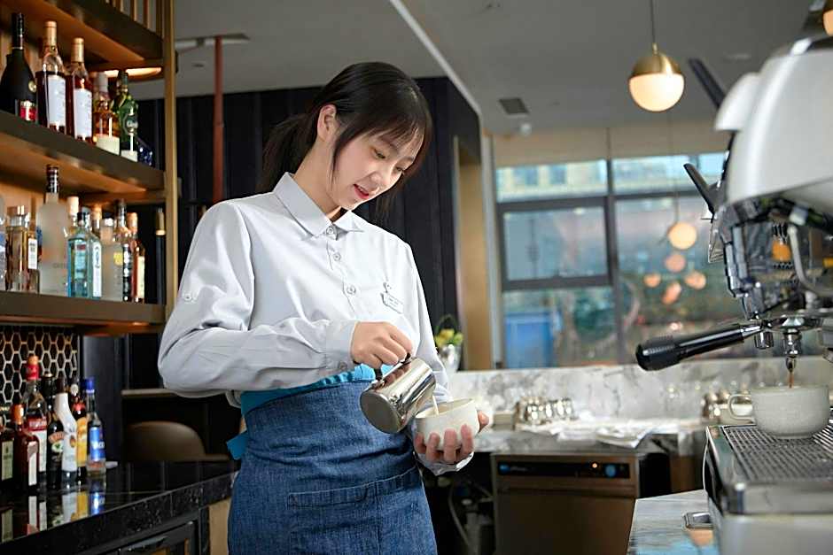 FOUR POINTS by SHERATON JIAXING