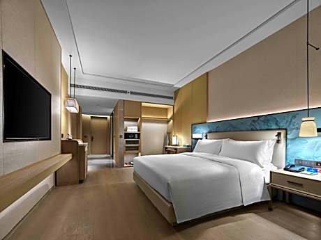 King Room - Mobility Accessible