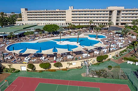 Hotel Club Cala Romani