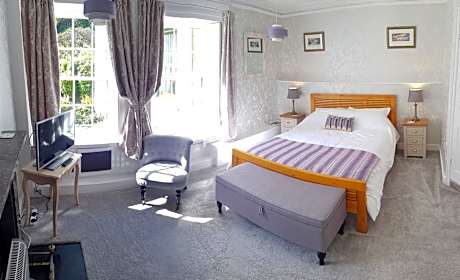 King Room with Garden View