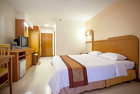 Deluxe King Hot Deal