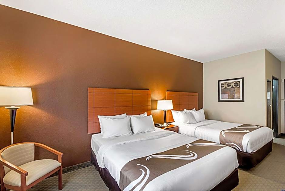 Quality Inn Sheboygan North I-43
