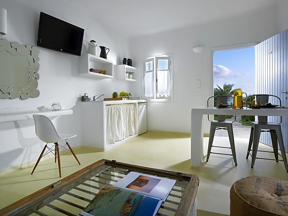 Artemis Deluxe Rooms