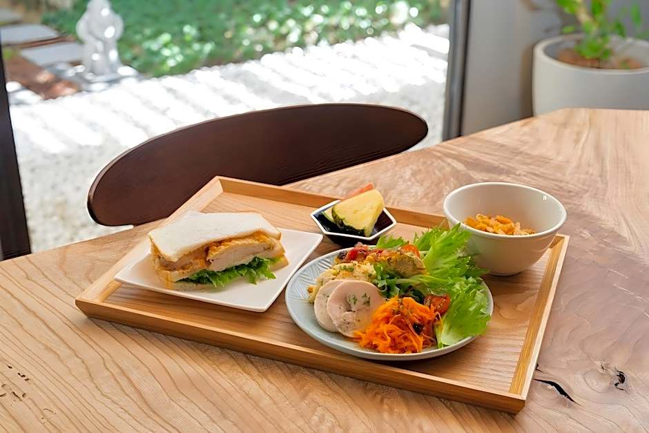 RAKURO Kyoto by THE SHARE HOTELS