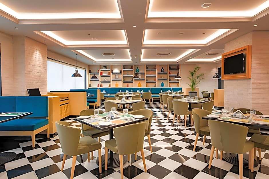 Lemon Tree Premier, Mumbai International Airport