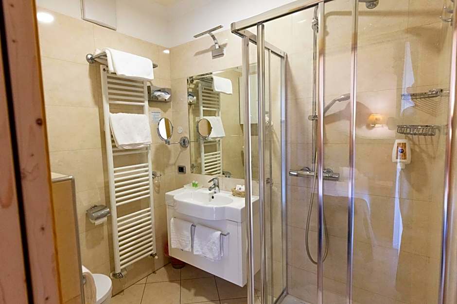 Alexander Hotel Alpine Wellness Dolomites