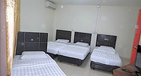 Economy Quadruple Room
