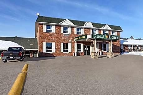 Guest House Inn & Suites