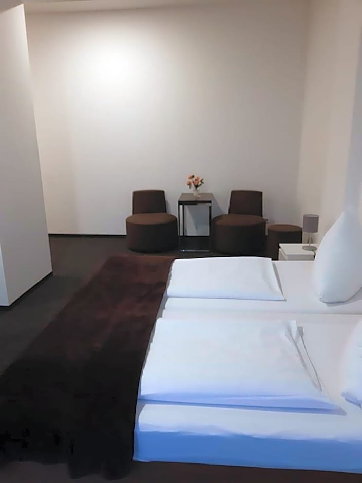 Ballhaus Berlin Hostel