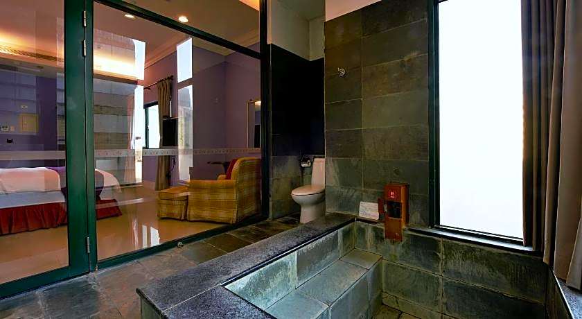 Muen Hot Spring Hotel