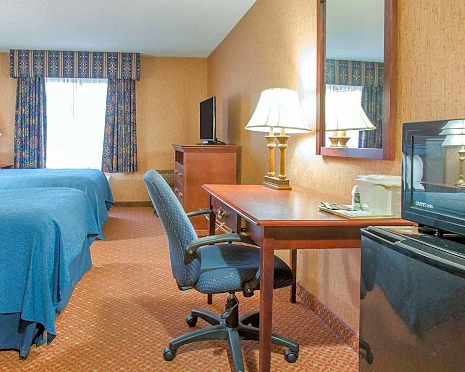 Quality Inn & Suites Meriden