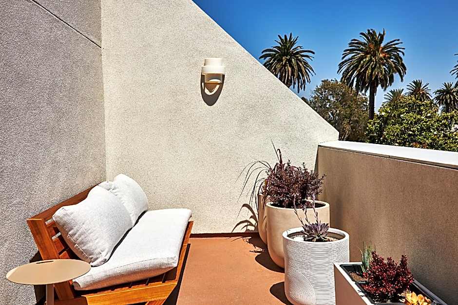 Alsace La – Los Angeles, CA