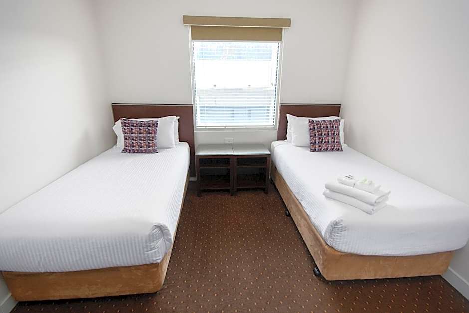 Atlantis Hotel Melbourne