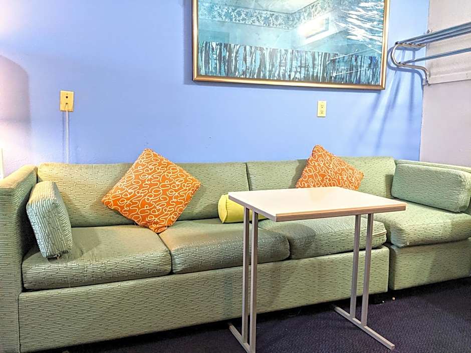 Executive Inn