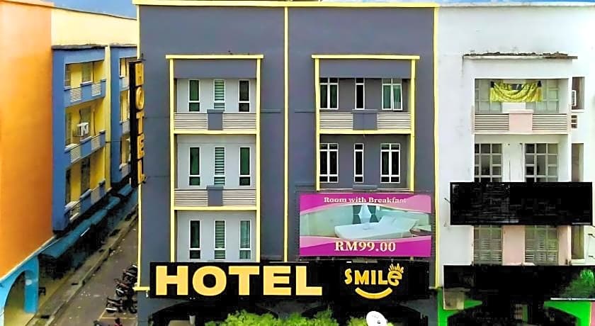 Smile Hotel Danau Kota