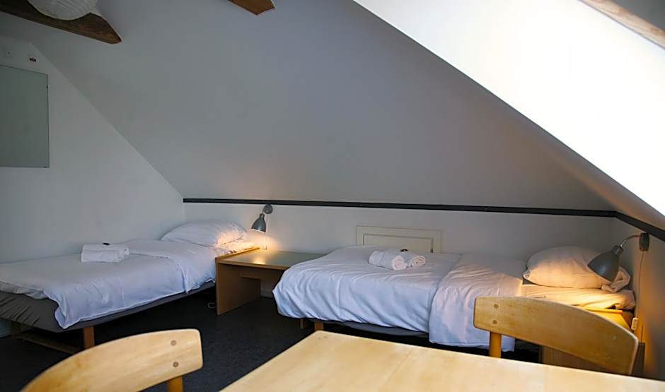 Nexø Modern Hostel. Private Rooms
