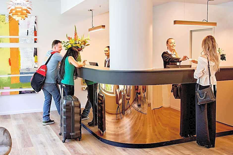 Sojourn Apartment Hotel - Ghuznee