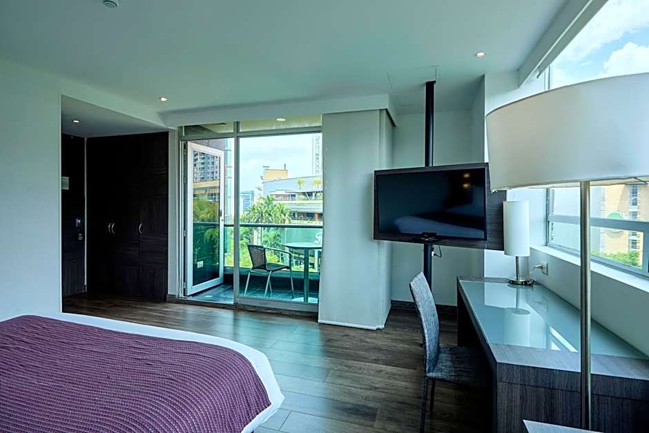 Photo 1 of 7 of Deluxe, Balcony