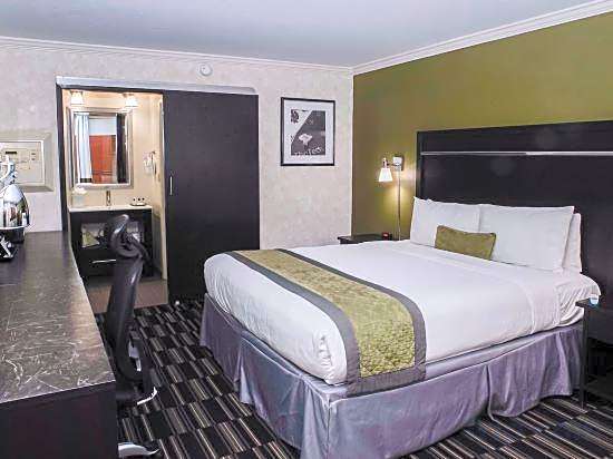 Wyndham Garden San Jose Airport