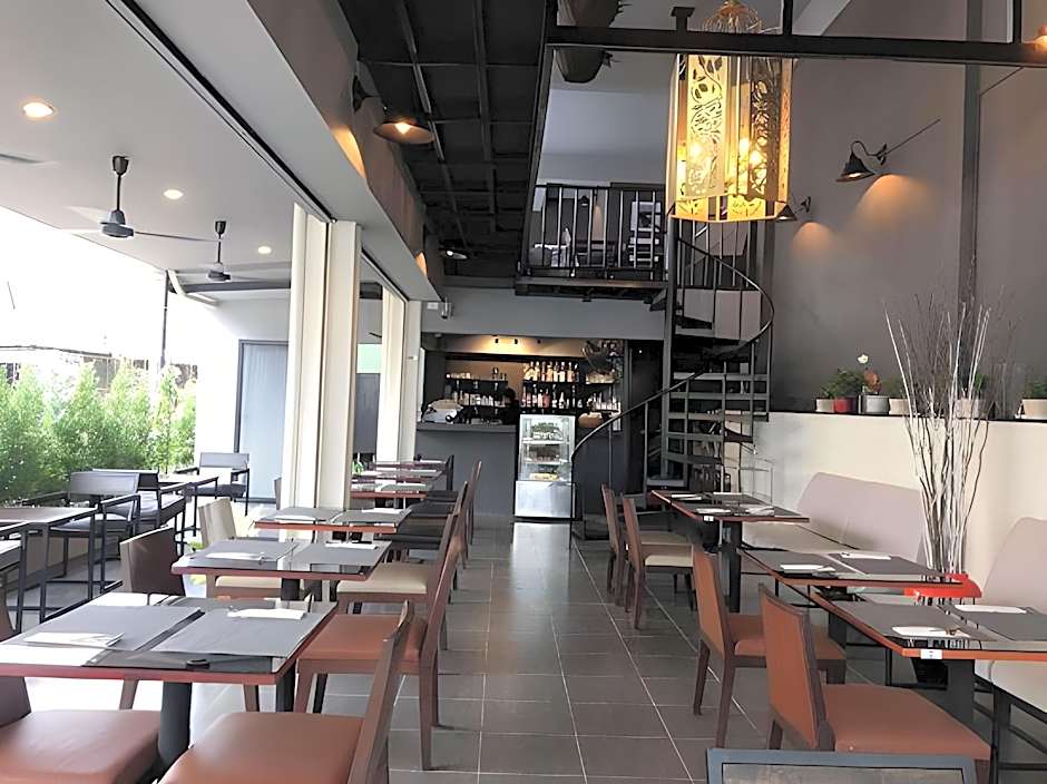 The Beach Cha Am Guest House