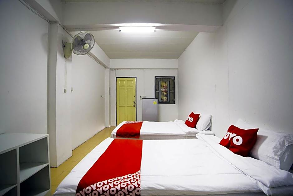 OYO 560 Chang Hostel Suvarnabhumi