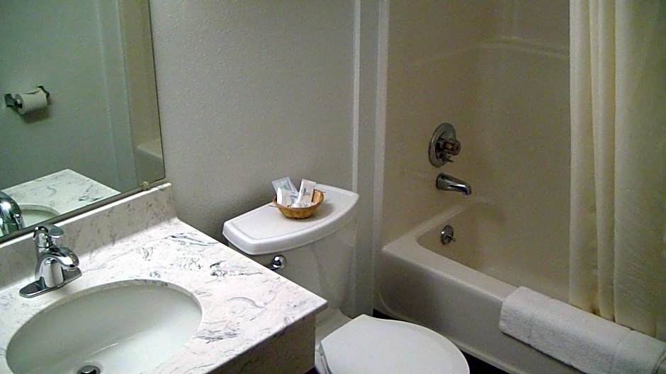 Budget Inn Express