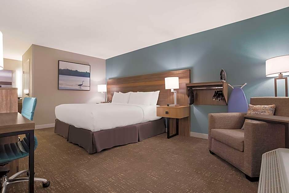 Best Western Flagship Inn