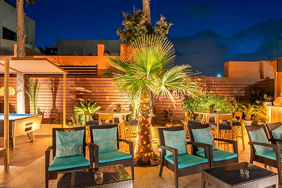 Paradise Hotel-Apartments