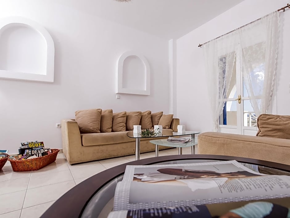 Bella Santorini Studios