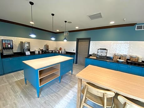 Country Inn & Suites by Radisson, Champaign North, IL