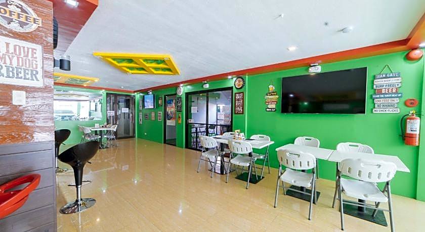 RedDoorz near Notre Dame of Dadiangas University