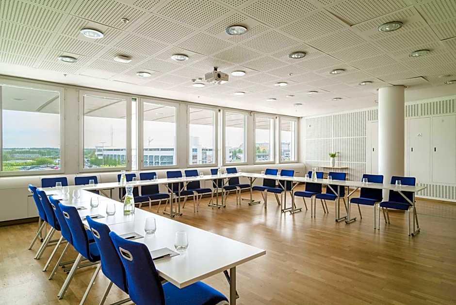 Radisson Blu Airport Terminal Hotel