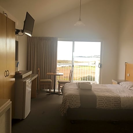 Double Room with Ocean View - Ground Floor
