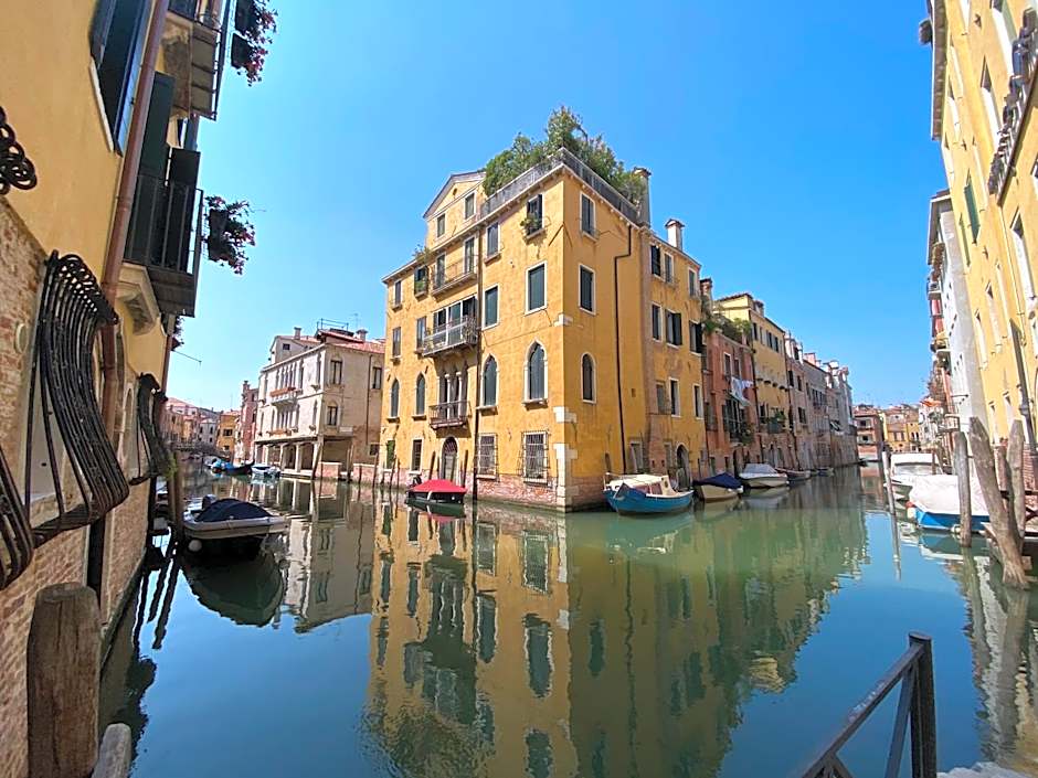 Suite House new apartments wi fi Venice island