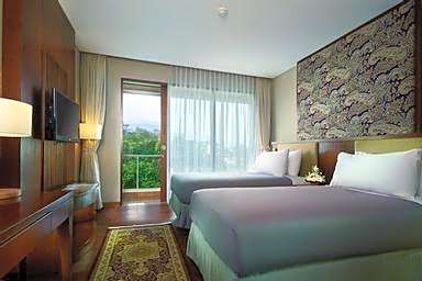 SANGKURIANG TWIN - Smoking