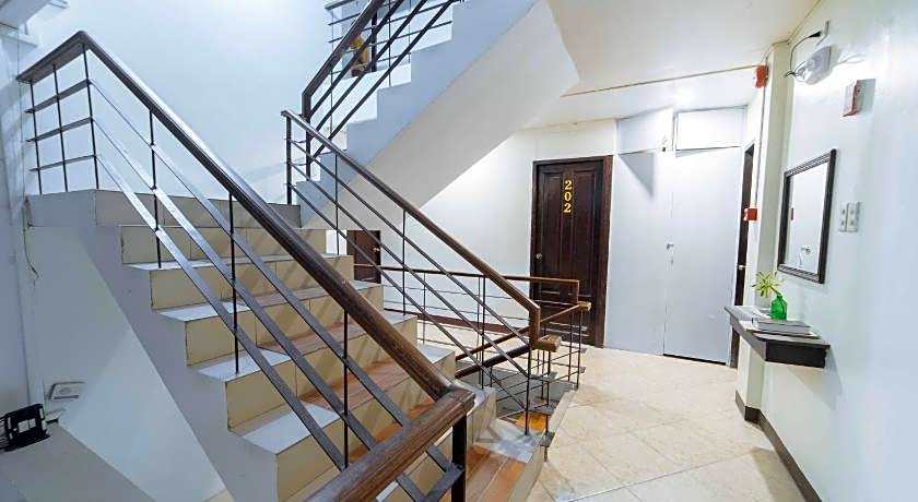 RedDoorz @ Ledesco Avenue Lapaz Iloilo