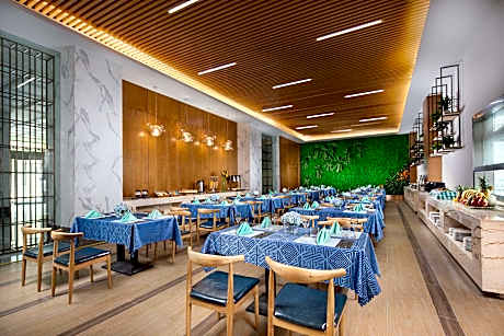 Ramada Encore Wyndham Linyi