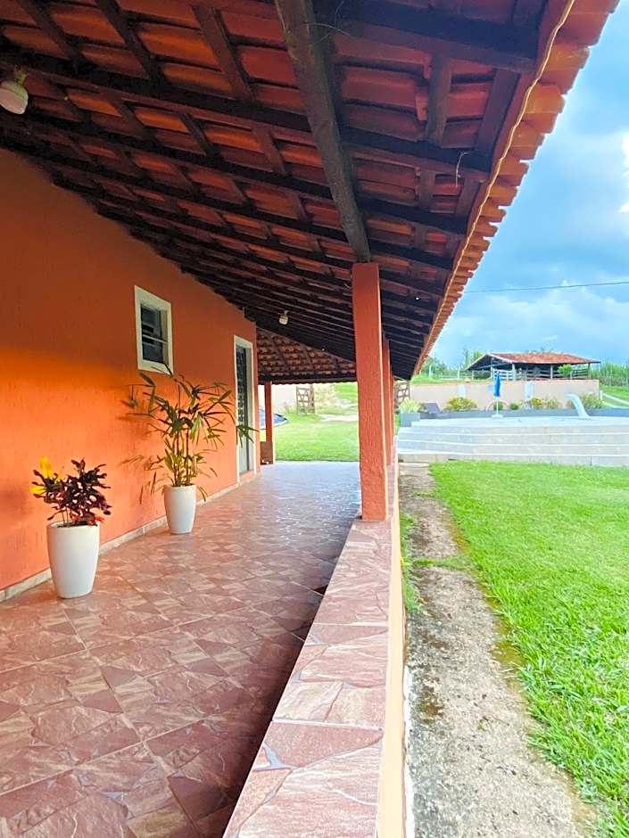 Recanto da Alegria - Casa em Cunha com Jacuzzi,Piscina,Rede,Churrasqueira,Lareira,Deck, Banco de coração