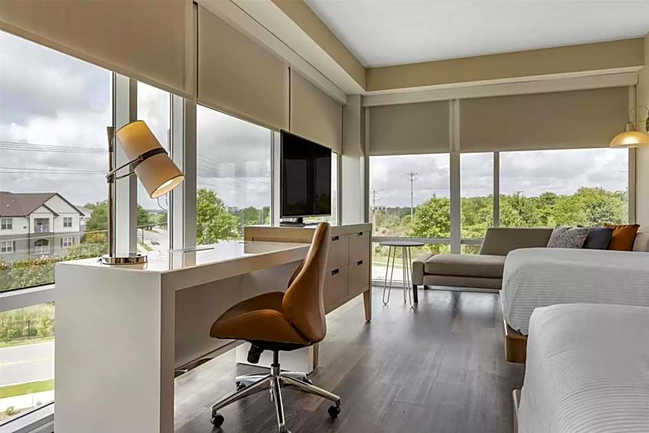 DoubleTree by Hilton Greenville Woodruff Road