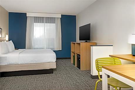 1 King Suite
