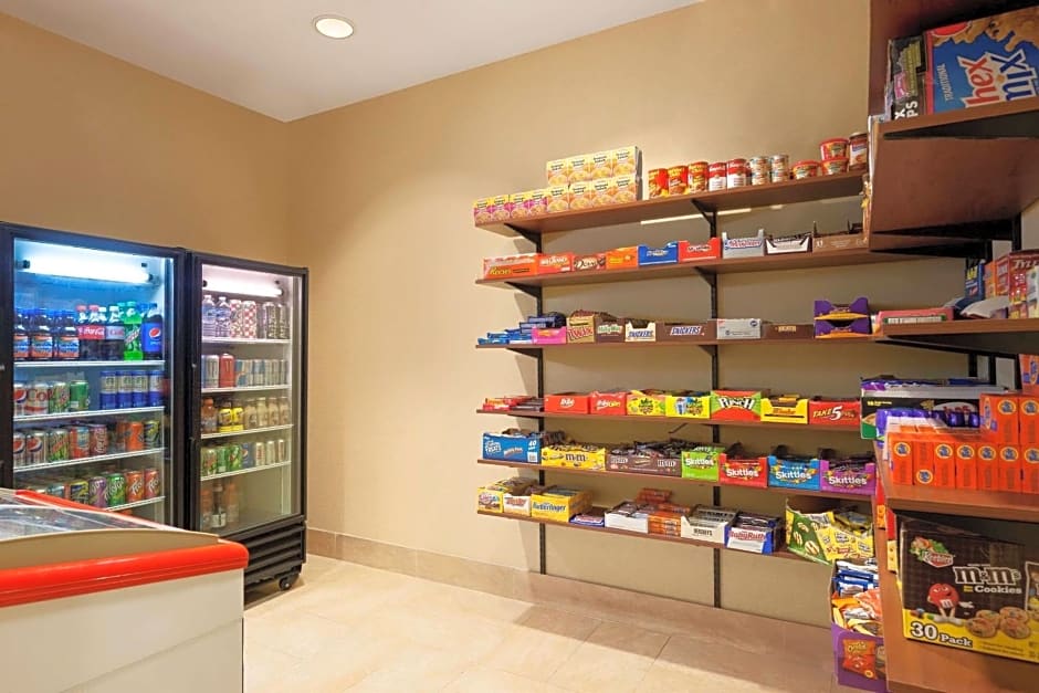 Country Inn & Suites by Radisson, Dearborn, MI